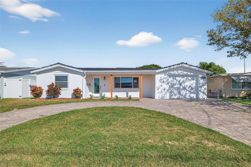 Photo of 12734 2nd Isle, Hudson, FL 34667 (MLS # TB8464746)