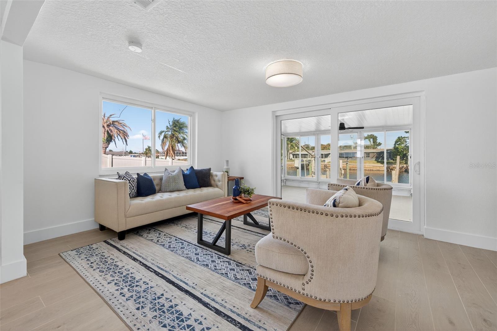 LEISURE BEACH - Residential Lease