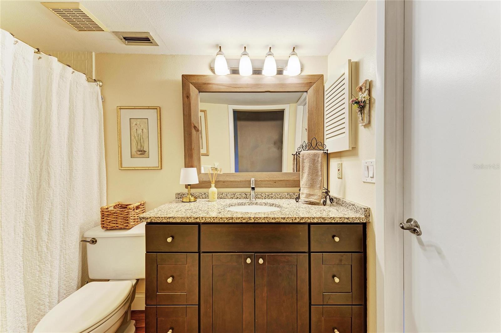 LAKE ARROWHEAD - Residential