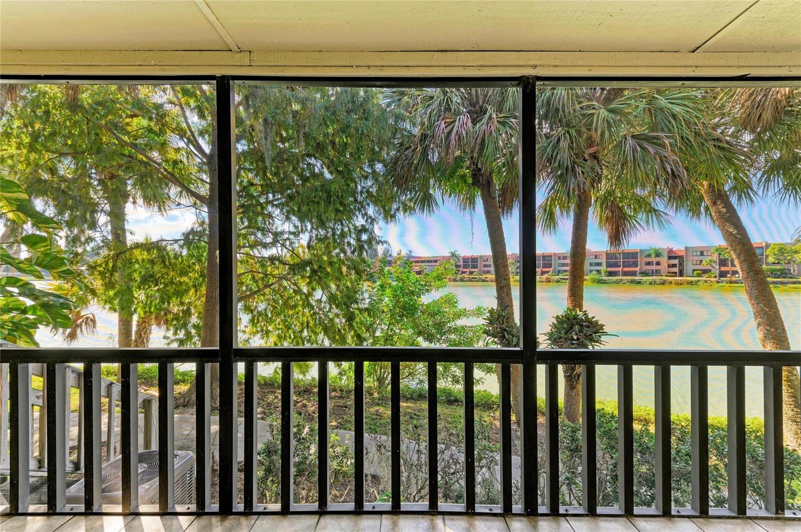 LAKE ARROWHEAD - Residential