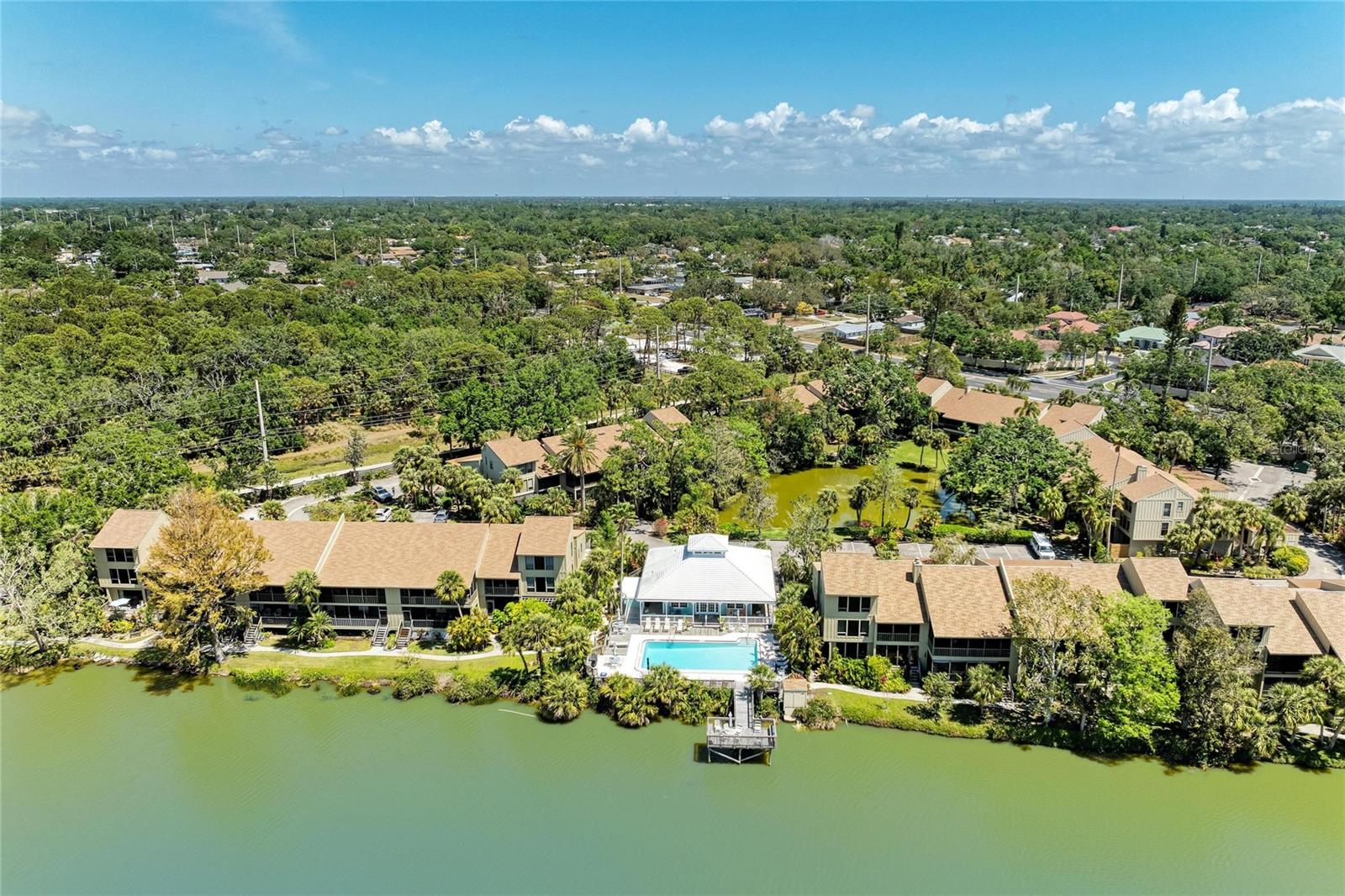 LAKE ARROWHEAD - Residential