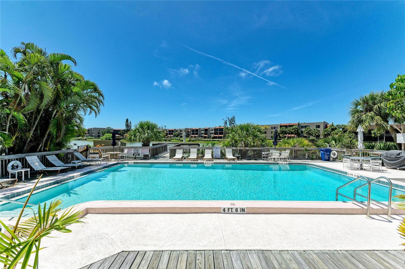 LAKE ARROWHEAD - Residential