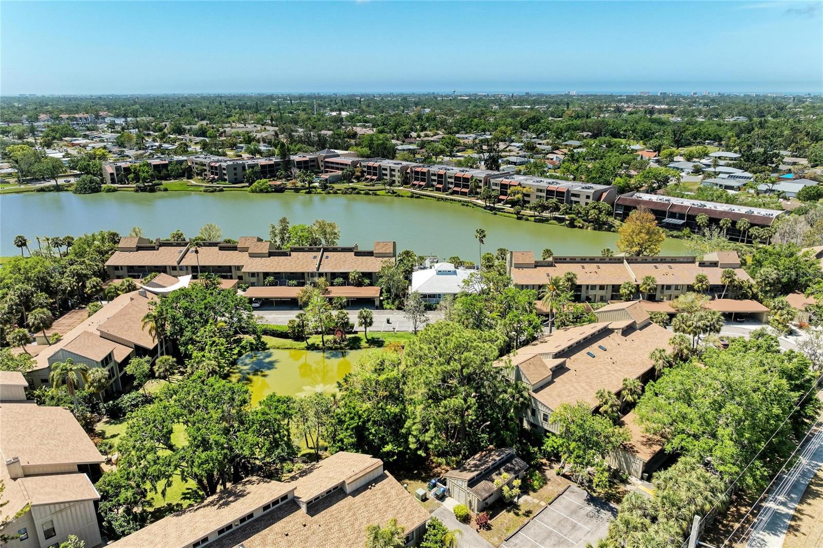 LAKE ARROWHEAD - Residential