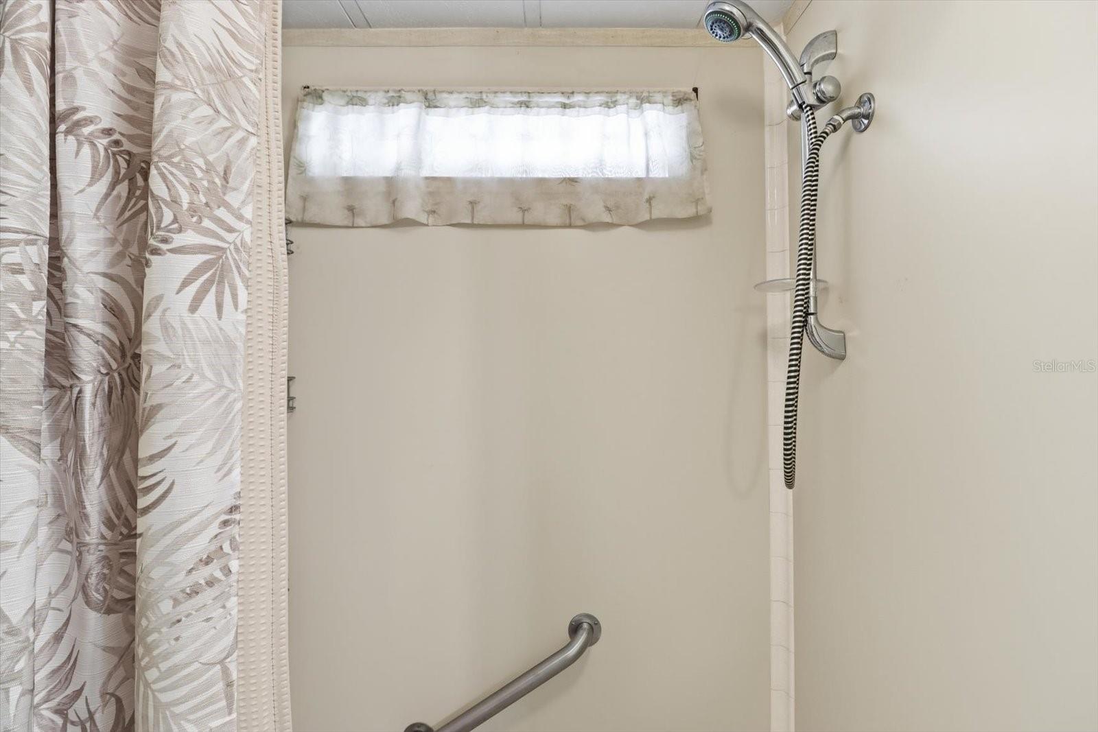 LAKE CONLEY - Residential