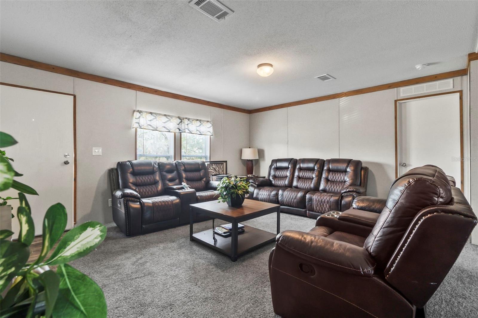 437 BRONCO DRIVE