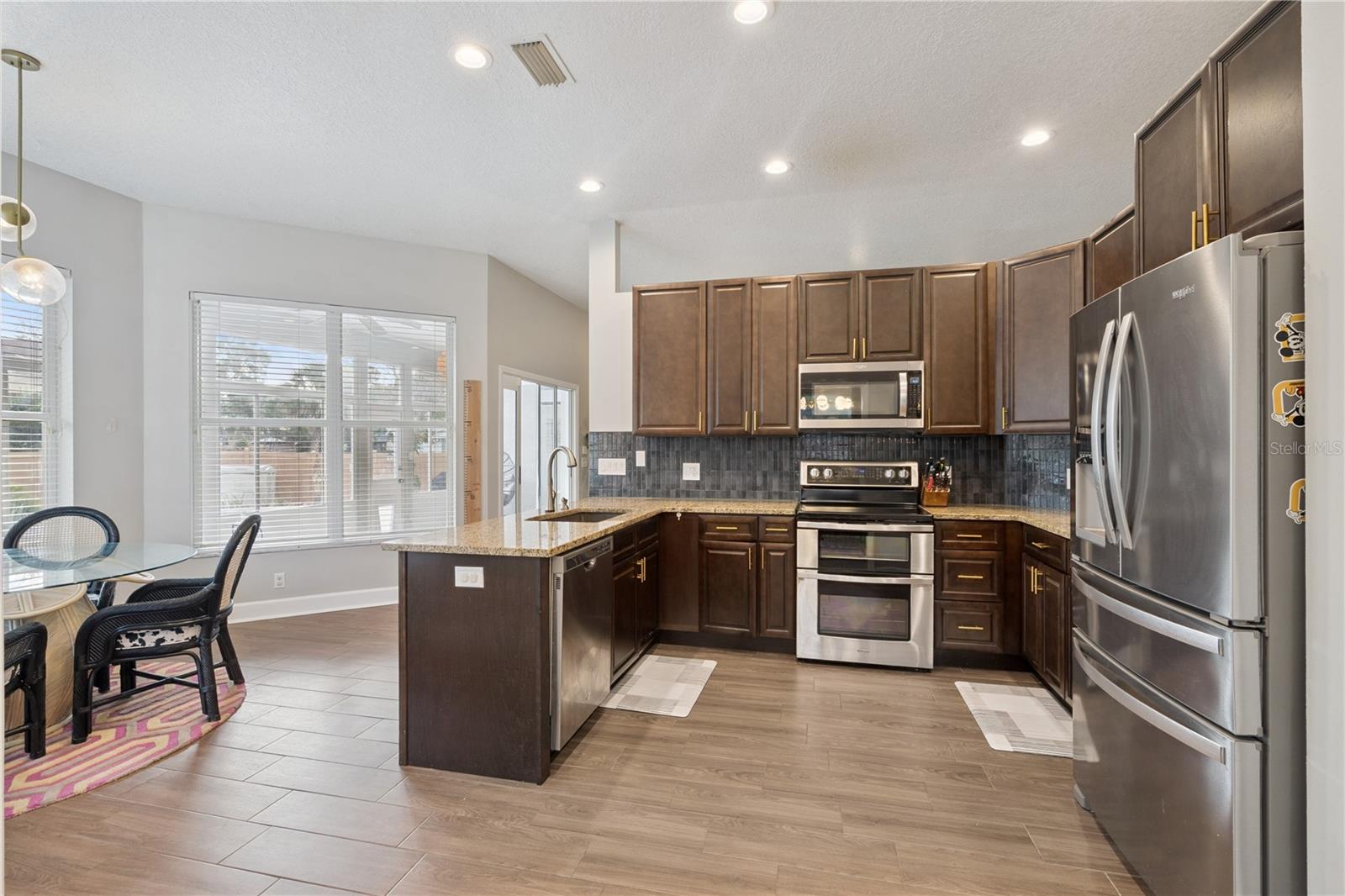 HUNTLEIGH WOODS - Residential