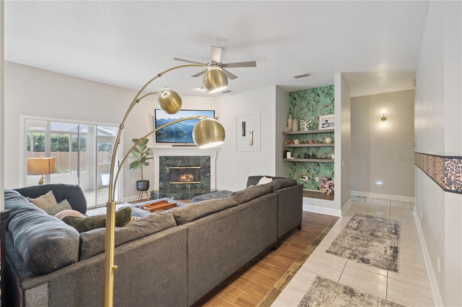 HUNTLEIGH WOODS - Residential