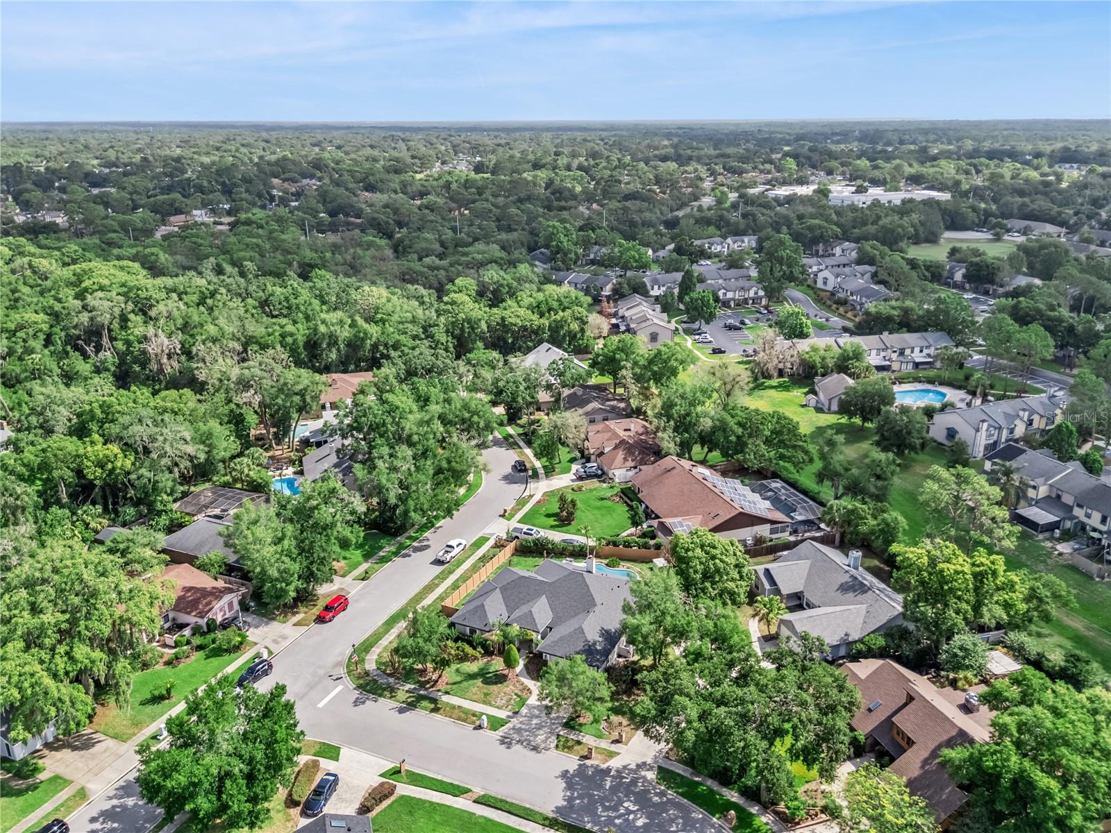 HUNTLEIGH WOODS - Residential
