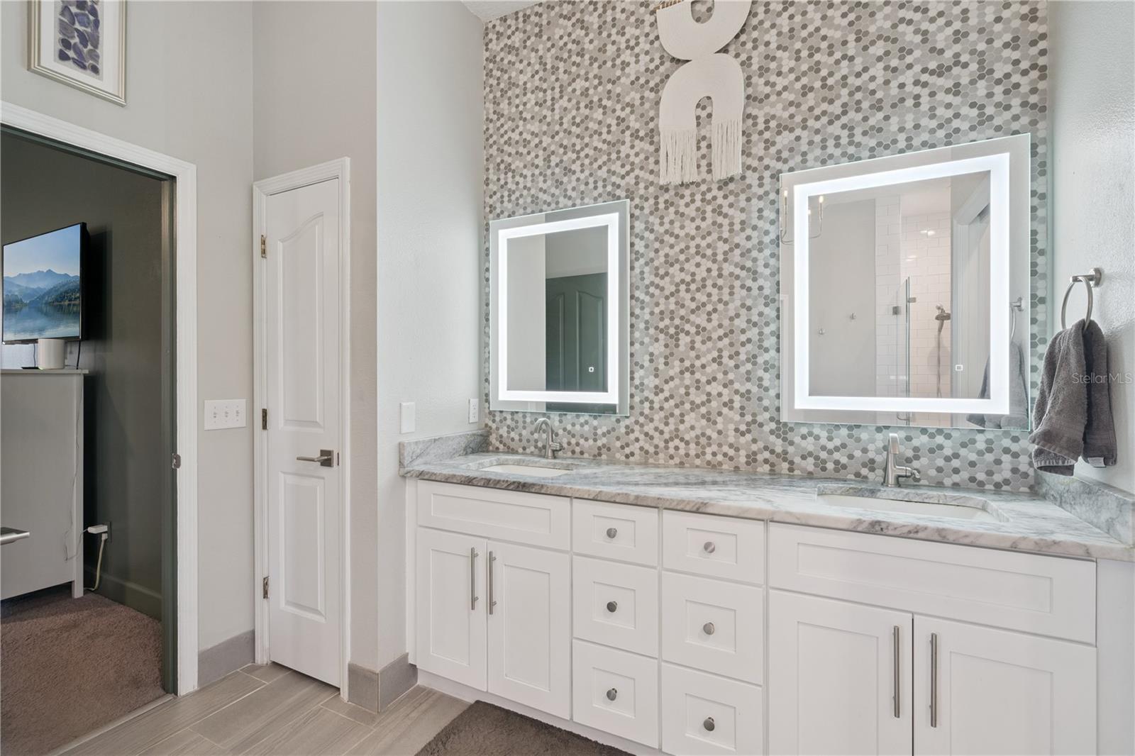 HUNTLEIGH WOODS - Residential