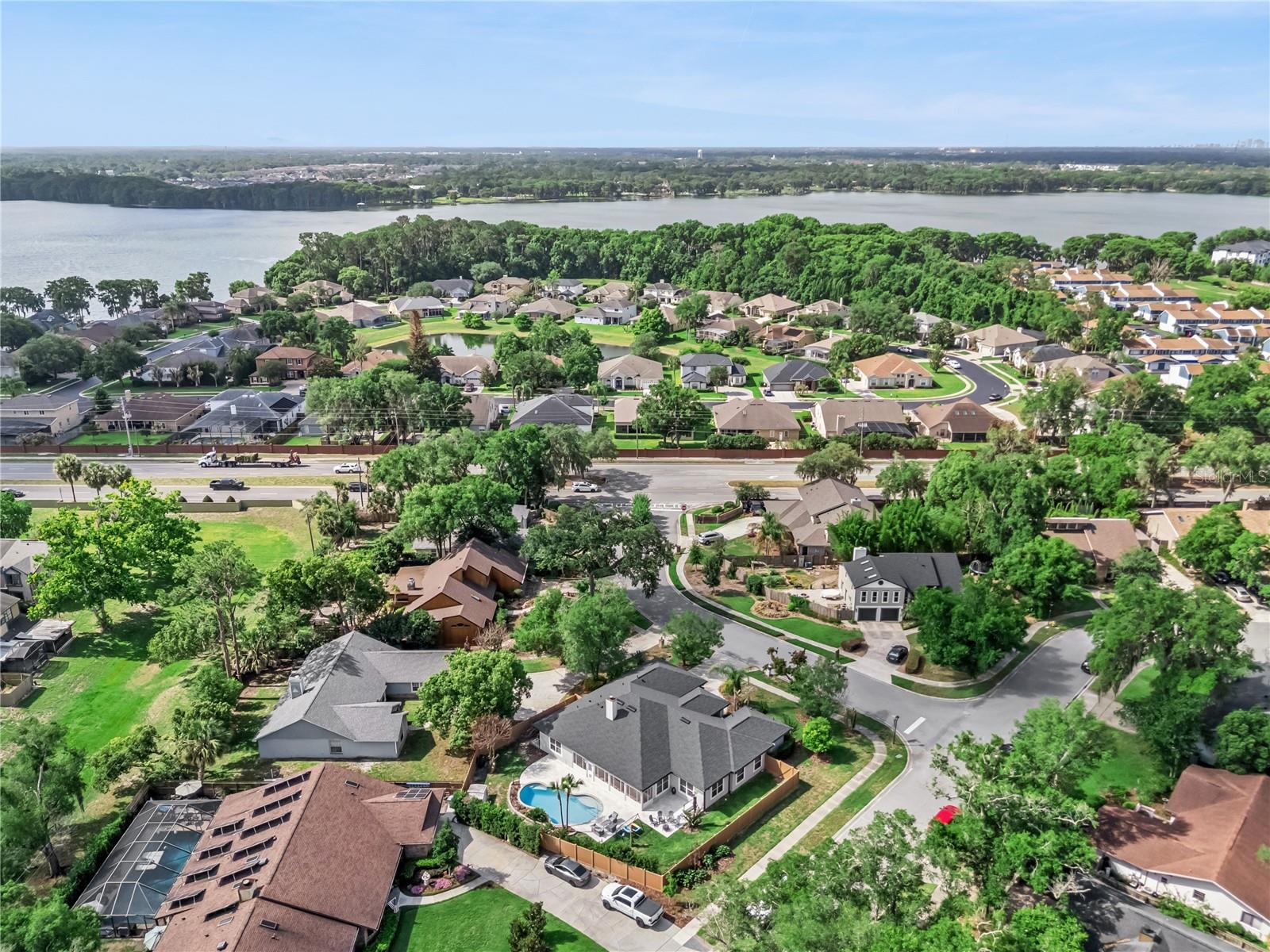 HUNTLEIGH WOODS - Residential