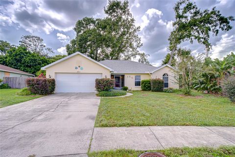 Photo of 6911 Oakcrest Way, Zephyrhills, FL 33542 (MLS # W7881903)