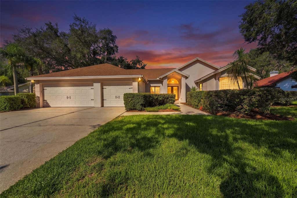 Photo of 15923 Ellsworth Drive, Tampa, FL 33647 (MLS # TB8538968)