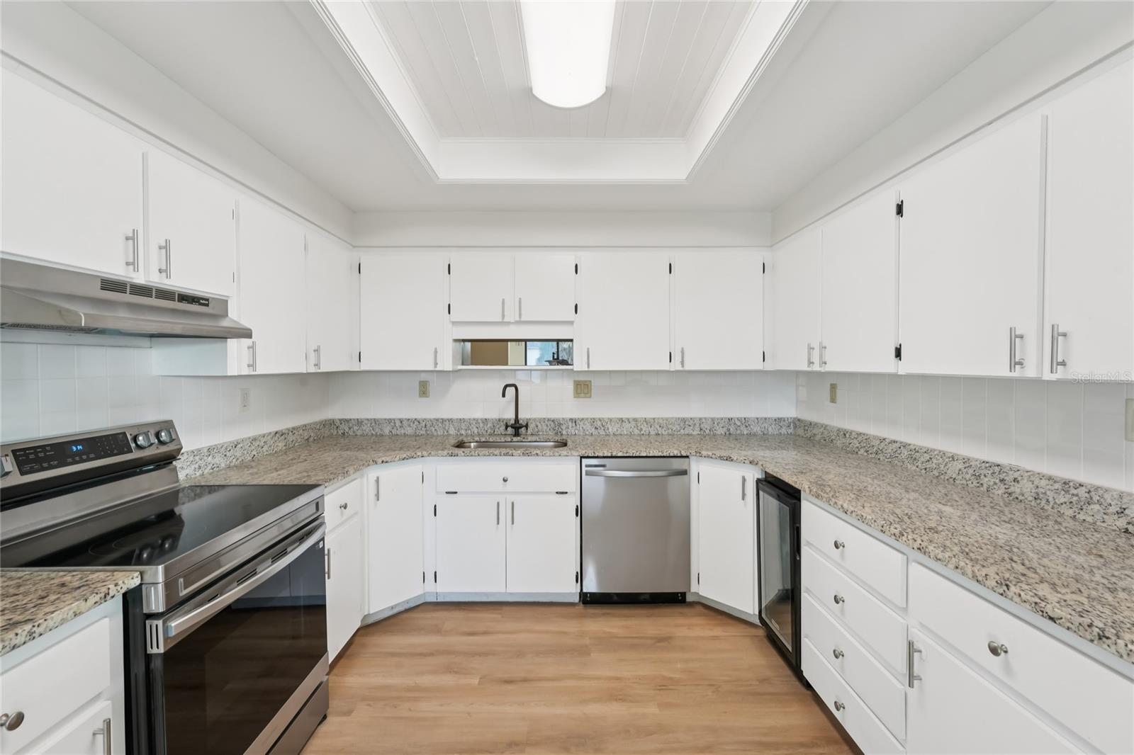 2127 N OCEAN SHORE BOULEVARD