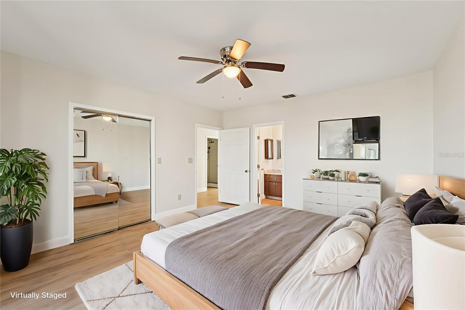 2127 N OCEAN SHORE BOULEVARD