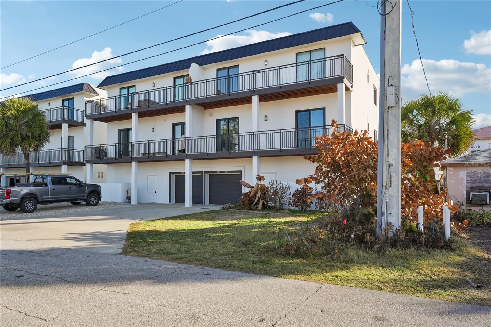 OCEAN LAKE VILLAS - Residential