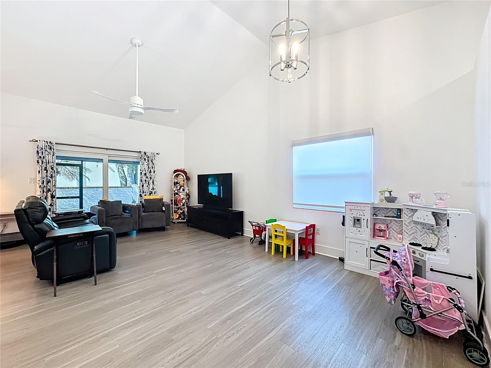 SUNCREST - Residential