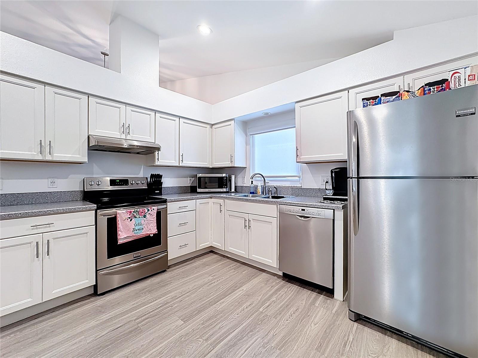 SUNCREST - Residential