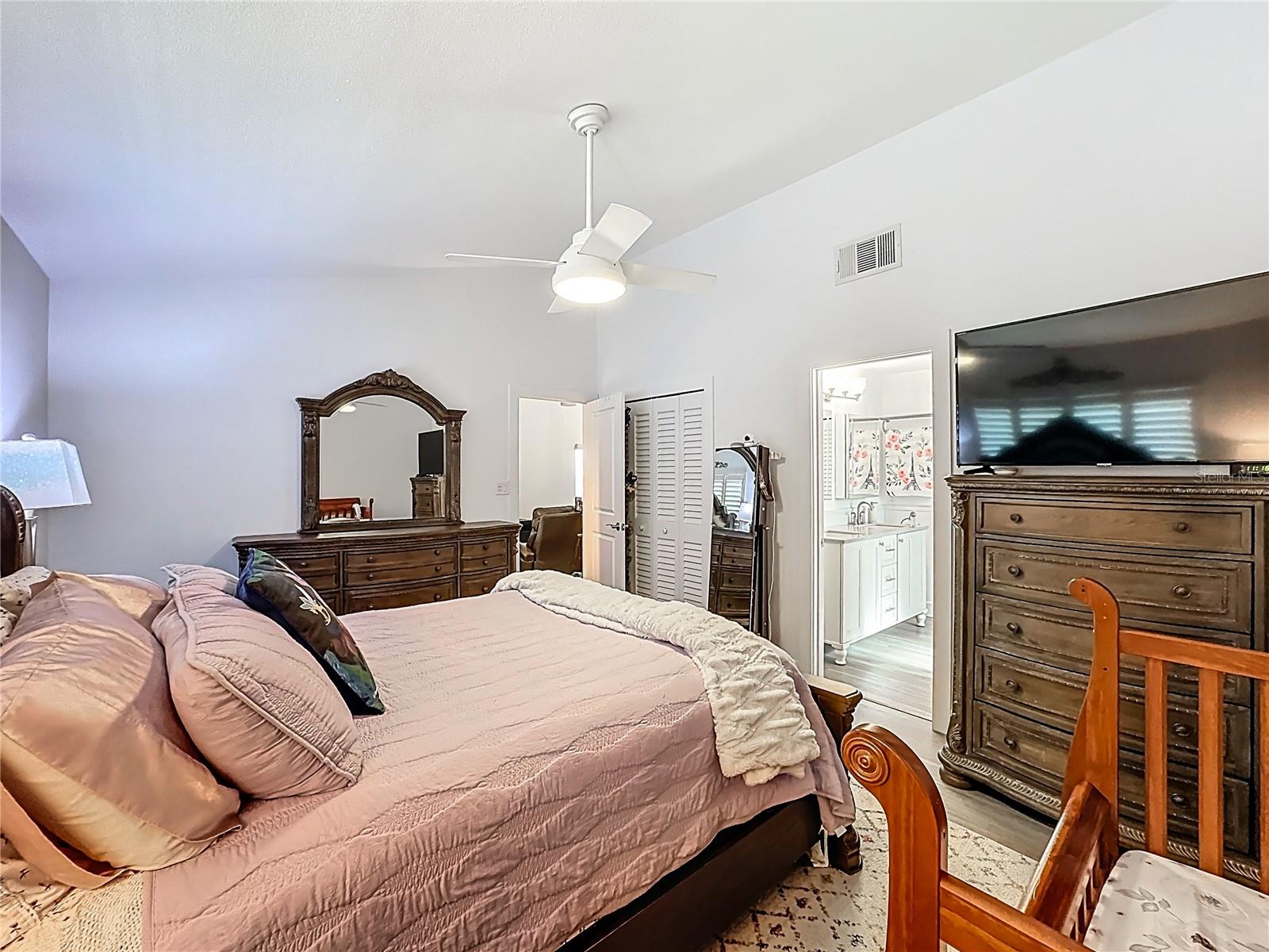 SUNCREST - Residential