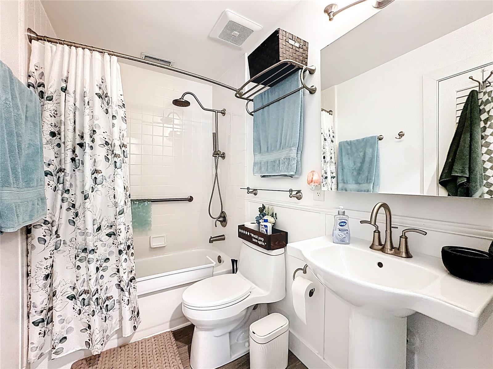 SUNCREST - Residential