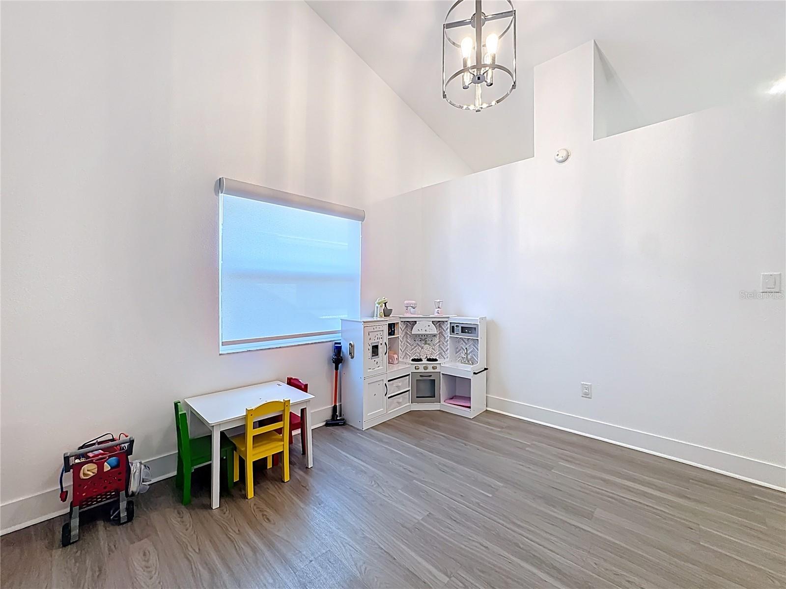 SUNCREST - Residential