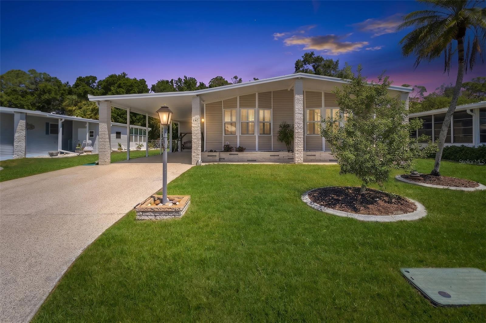 LA CASA MHP CO-OP - Residential