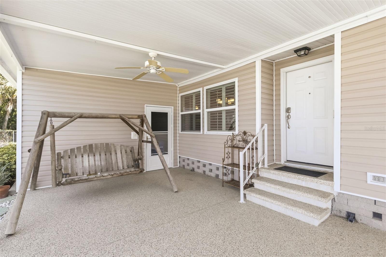 LA CASA MHP CO-OP - Residential