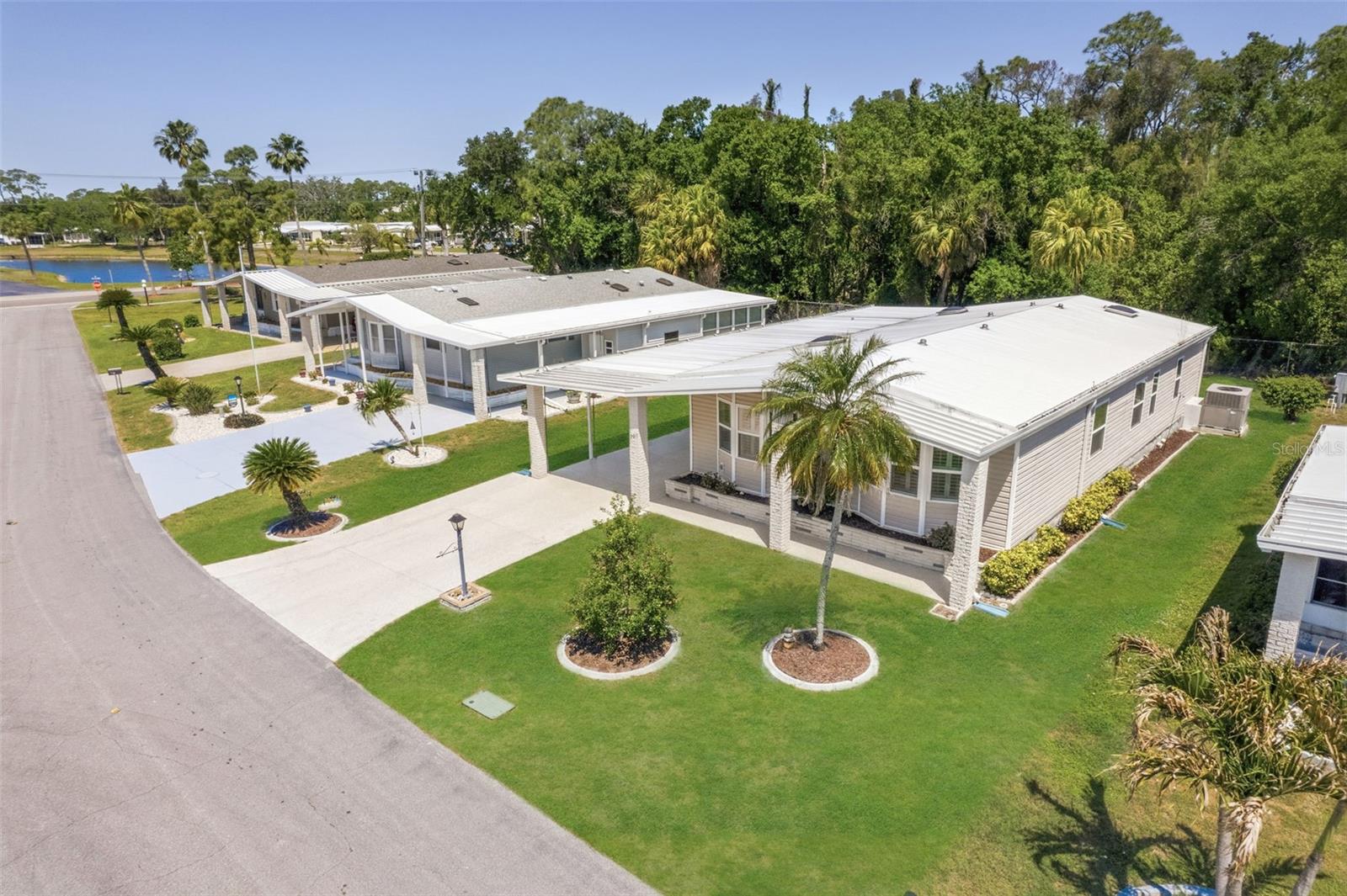 LA CASA MHP CO-OP - Residential