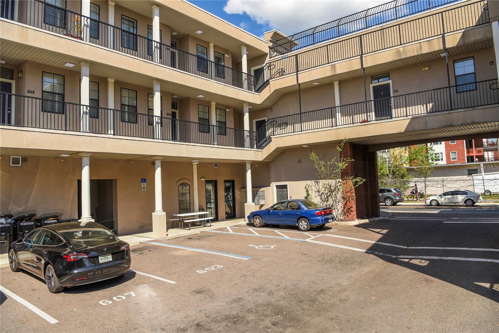 20 SW 6TH STREET 204