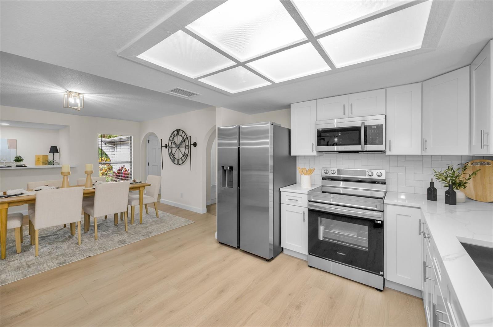 GOLDEN ACRES - Residential