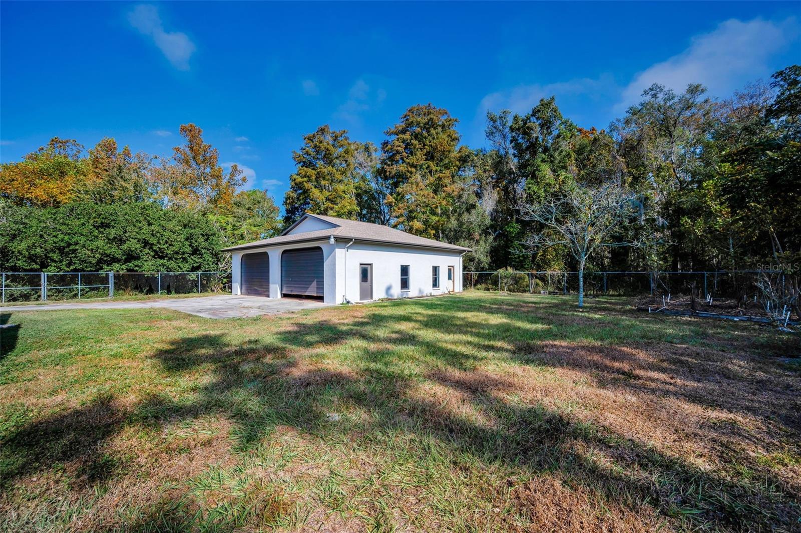 GOLDEN ACRES - Residential