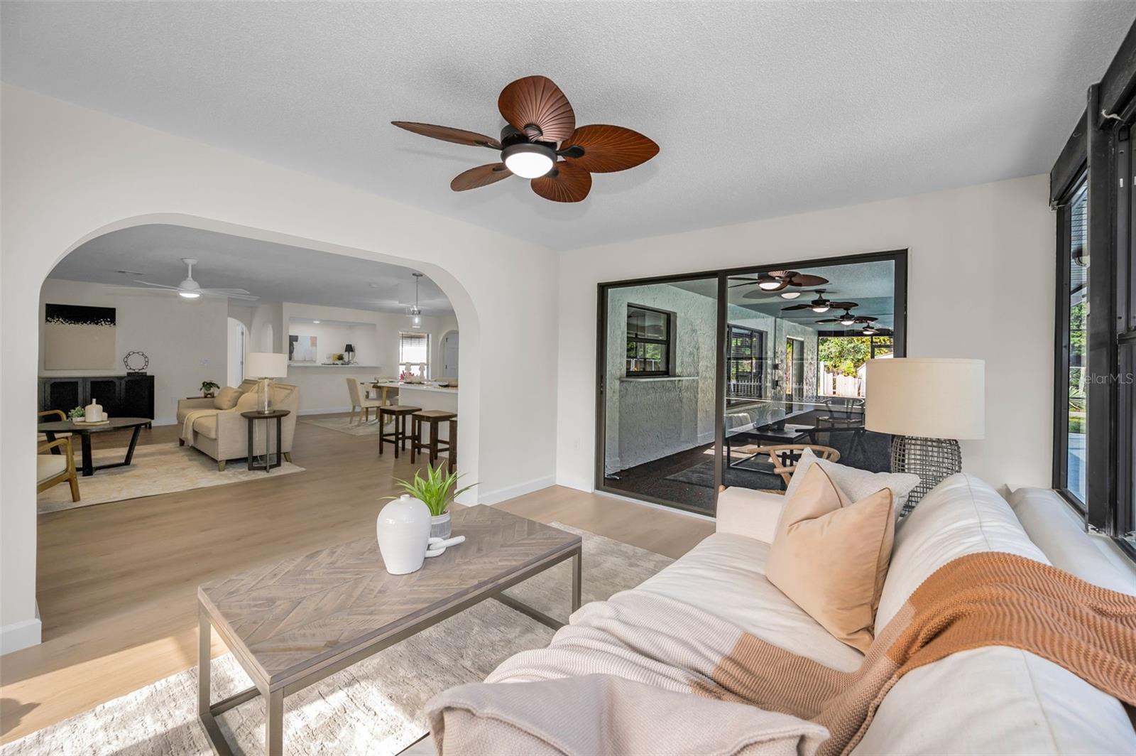 GOLDEN ACRES - Residential