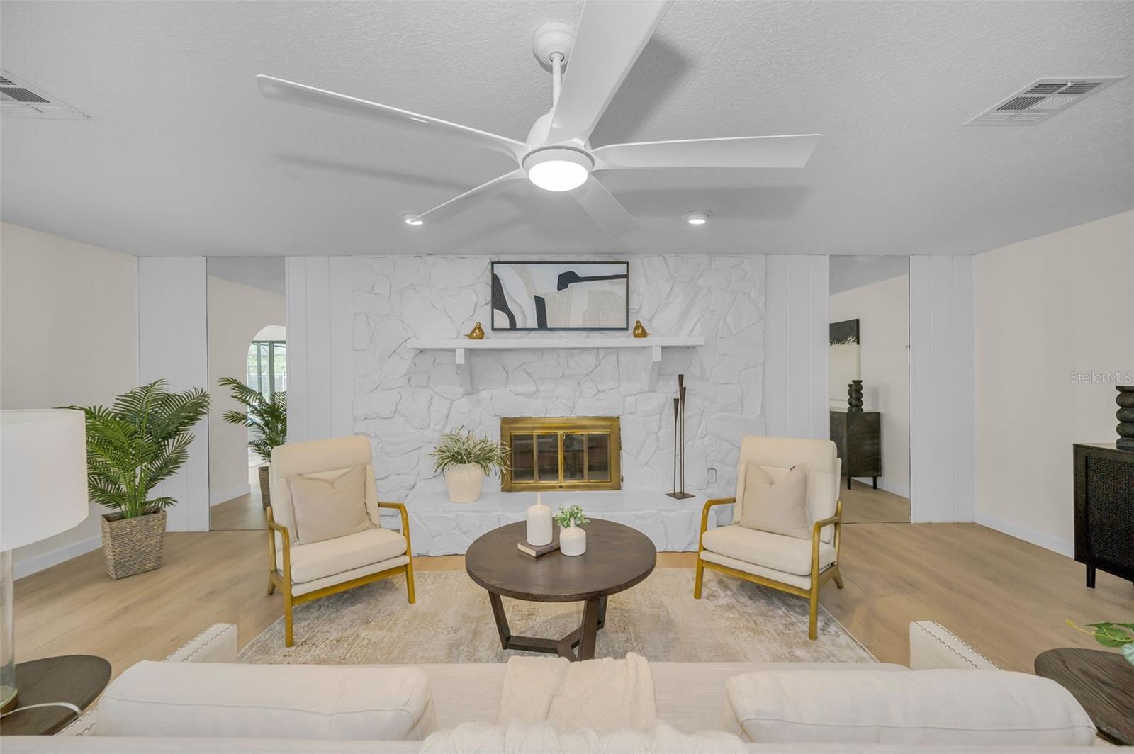 GOLDEN ACRES - Residential