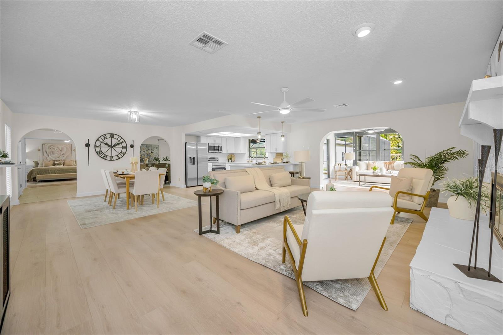 GOLDEN ACRES - Residential