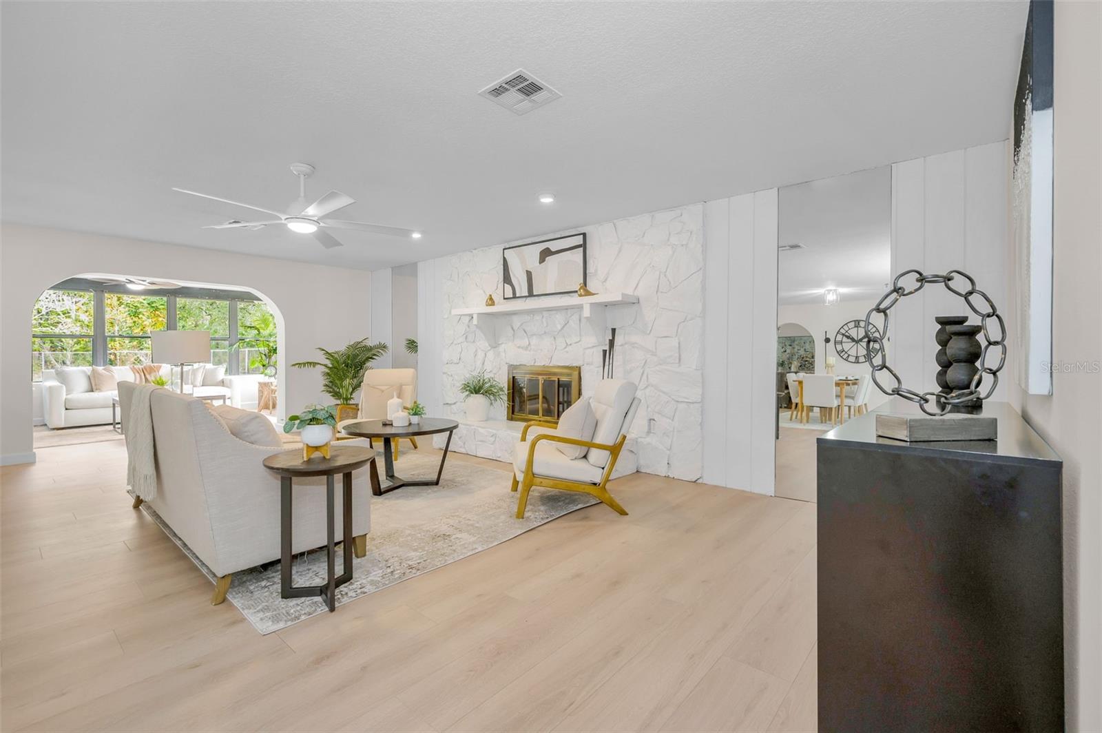 GOLDEN ACRES - Residential