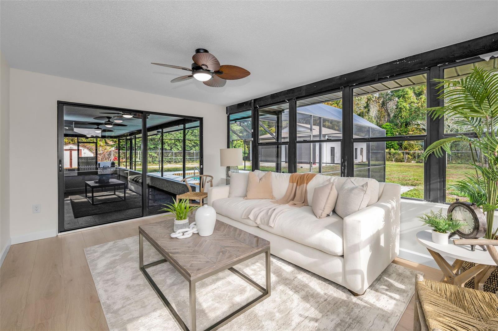 GOLDEN ACRES - Residential