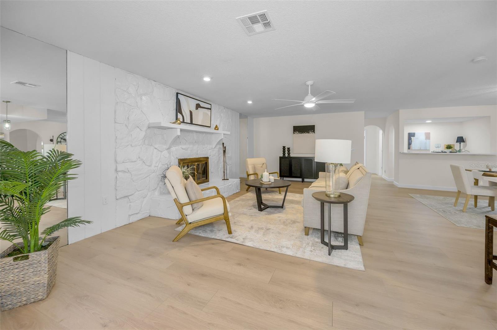 GOLDEN ACRES - Residential