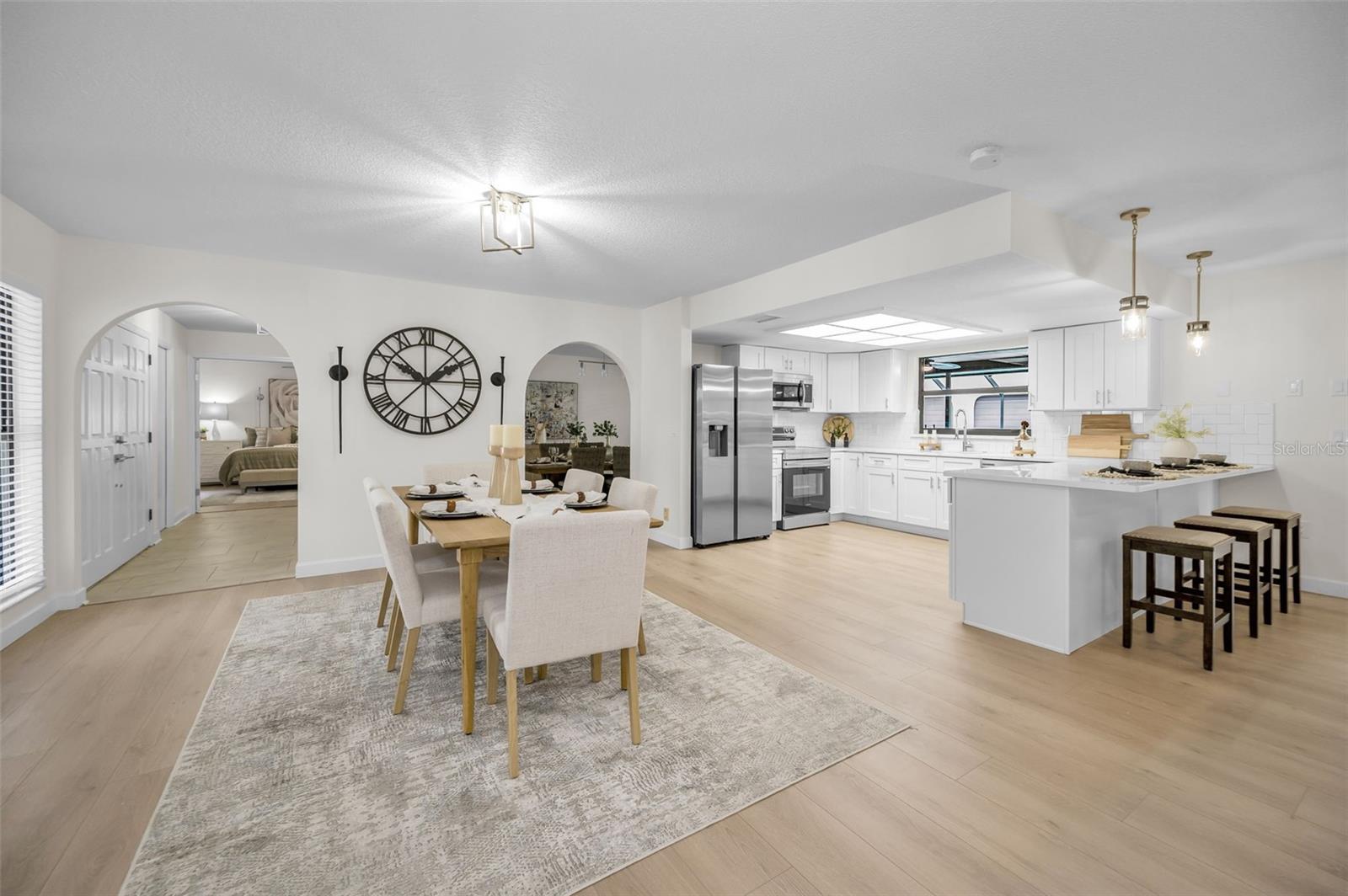 GOLDEN ACRES - Residential