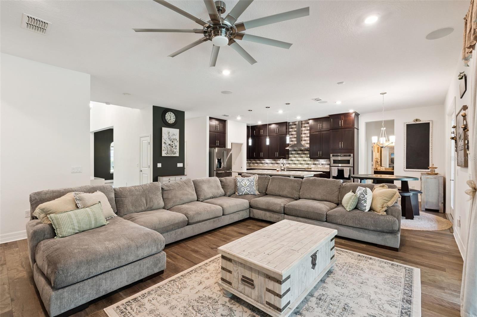 OVIEDO GARDENS - A REPLAT - Residential