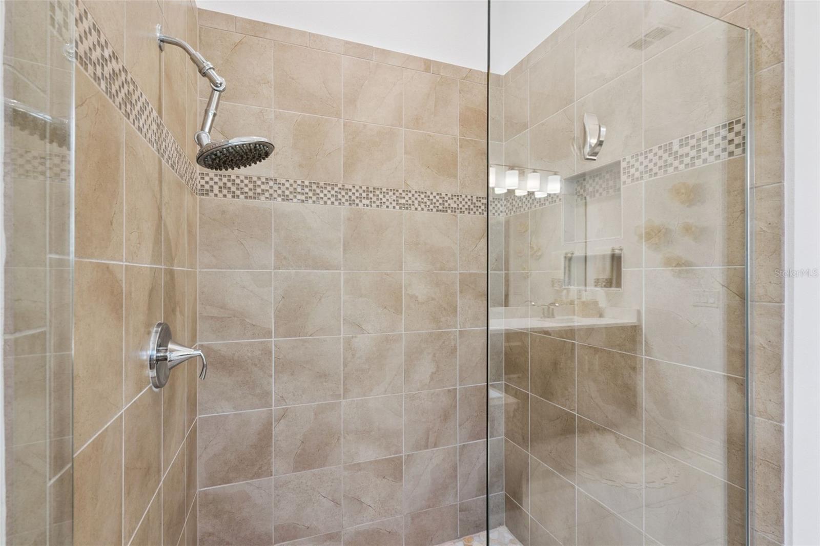 OVIEDO GARDENS - A REPLAT - Residential