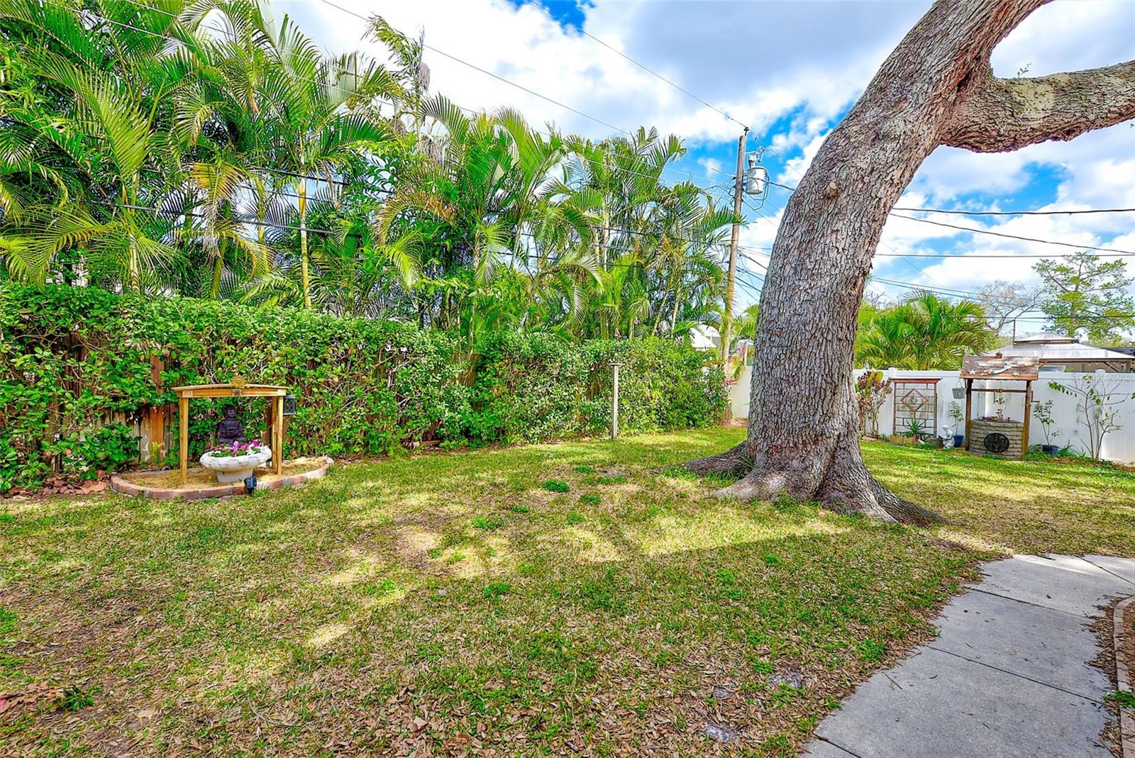 OAKDALE MANOR ADD - Residential