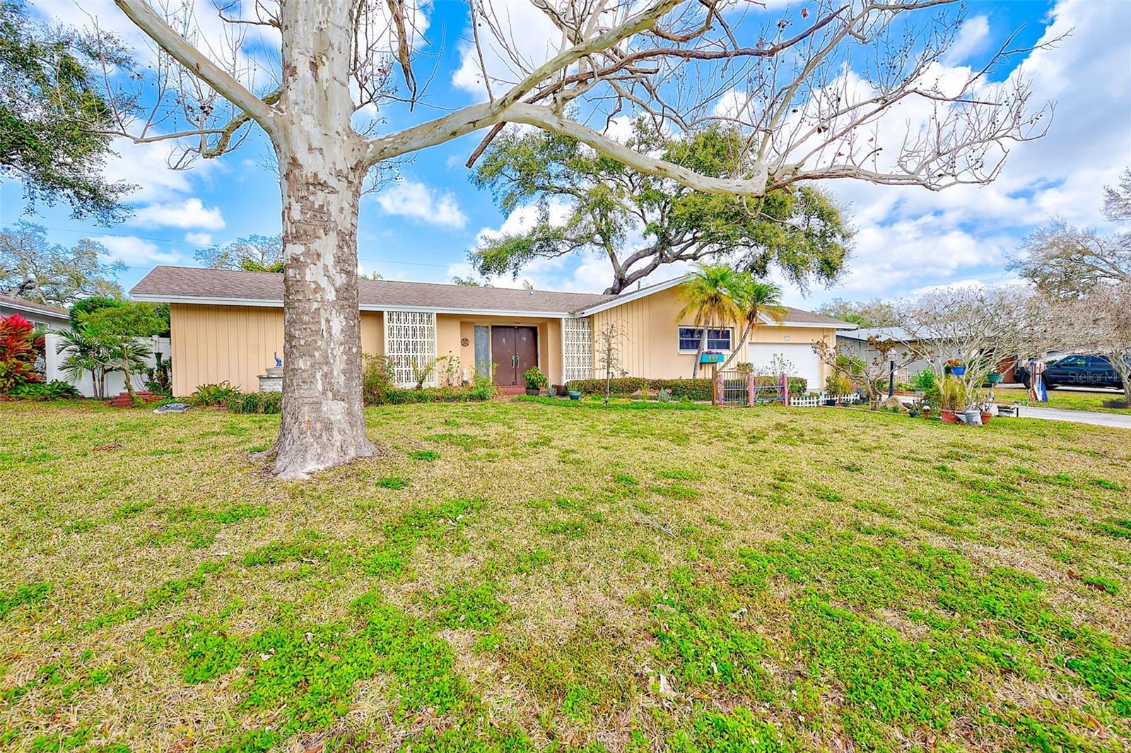 OAKDALE MANOR ADD - Residential