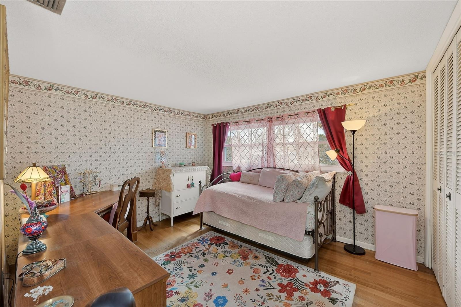 OAKDALE MANOR ADD - Residential