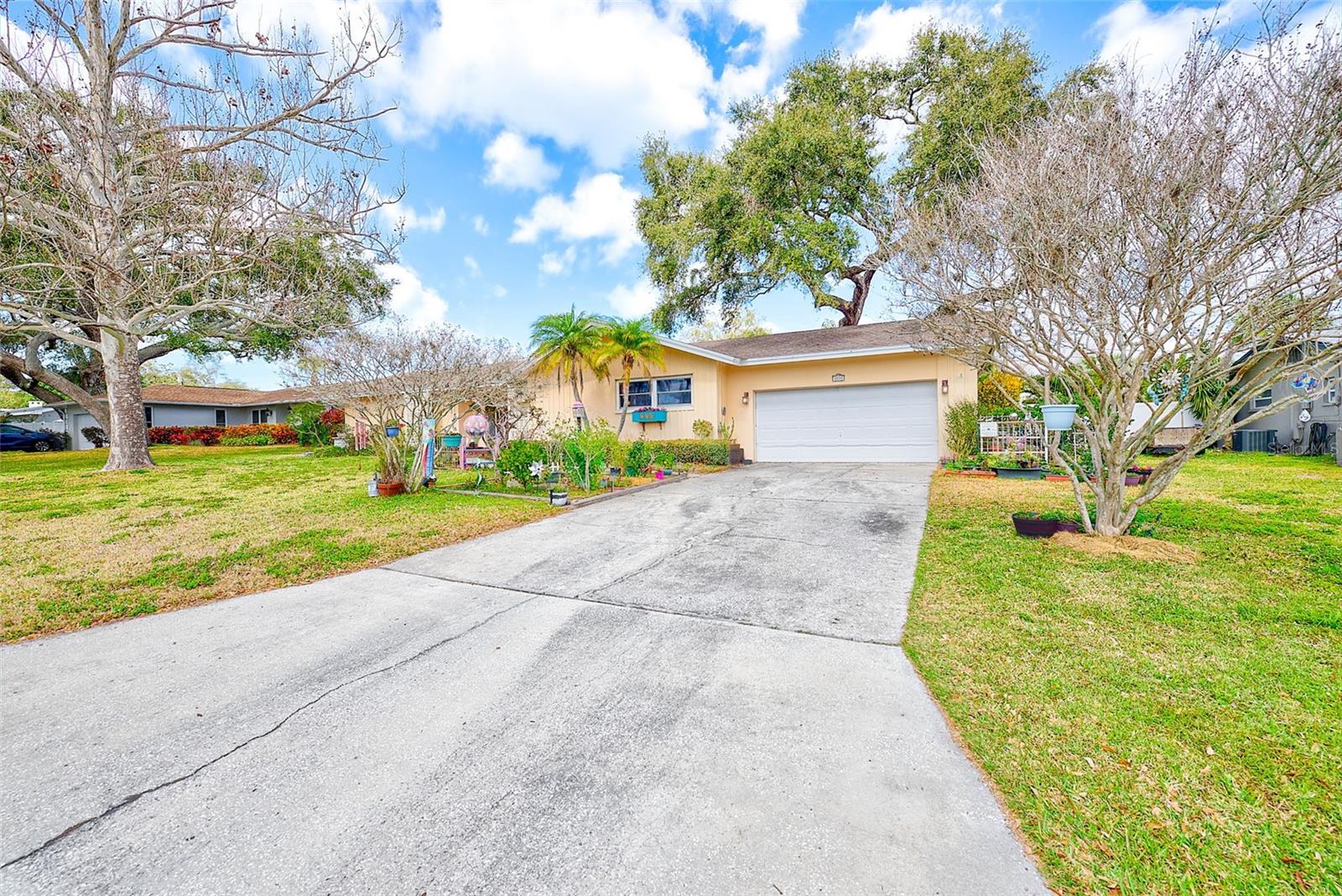 OAKDALE MANOR ADD - Residential