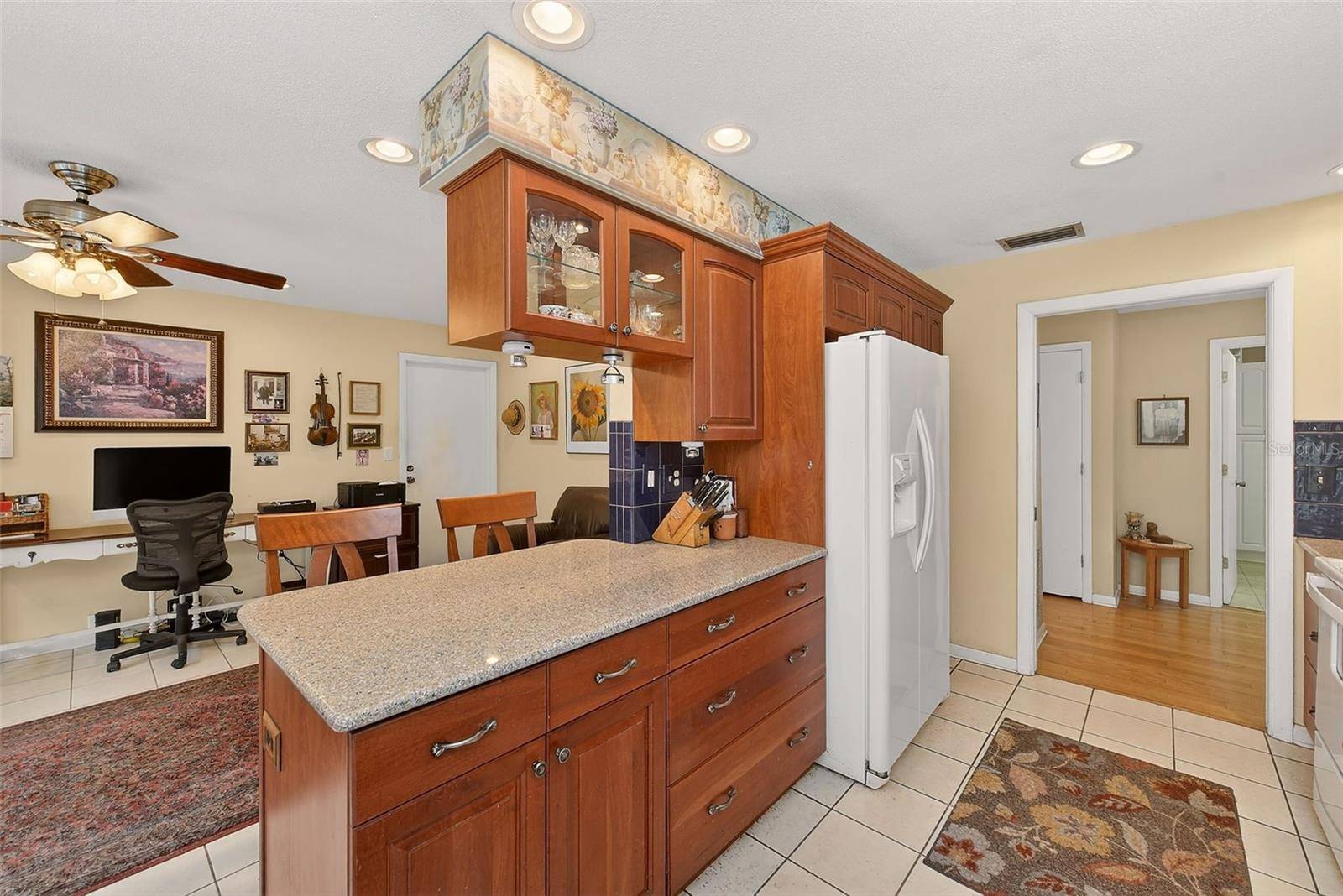 OAKDALE MANOR ADD - Residential