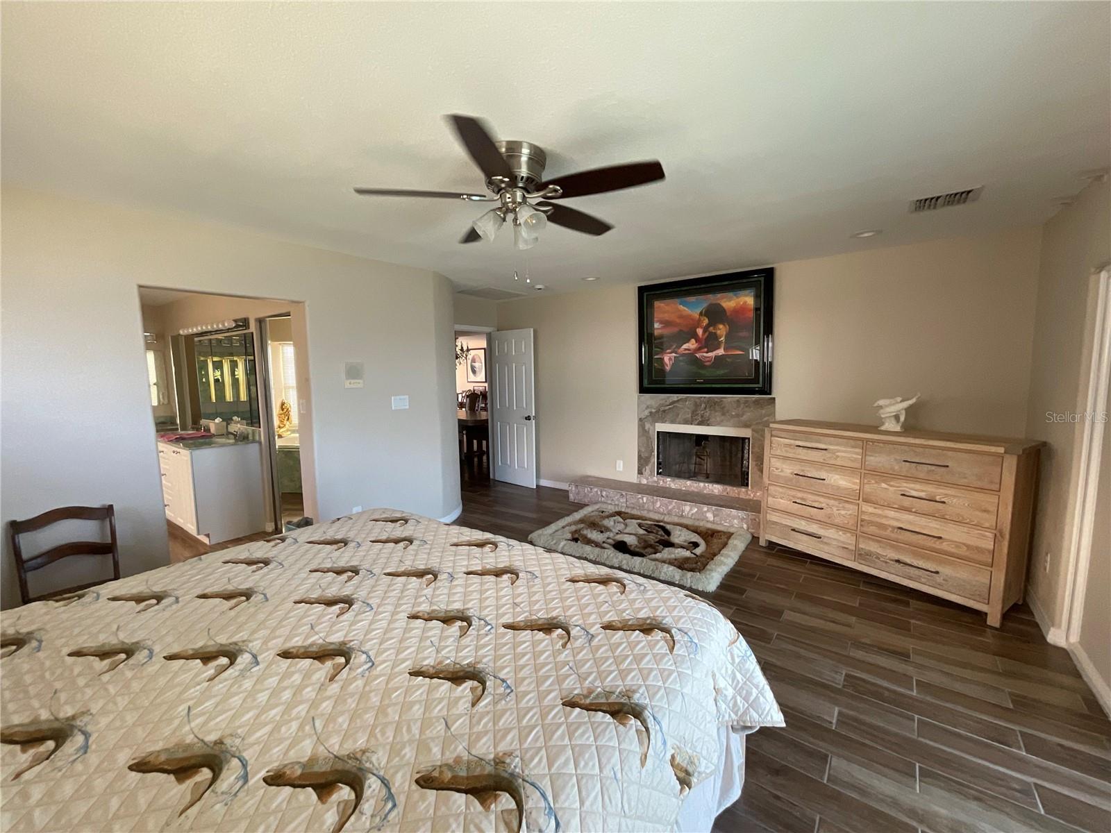 BAYWOOD VILLAGE - Residential