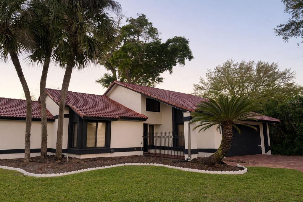 Photo of 249 Waterford Court, Altamonte Springs, FL 32714 (MLS # O6407076)