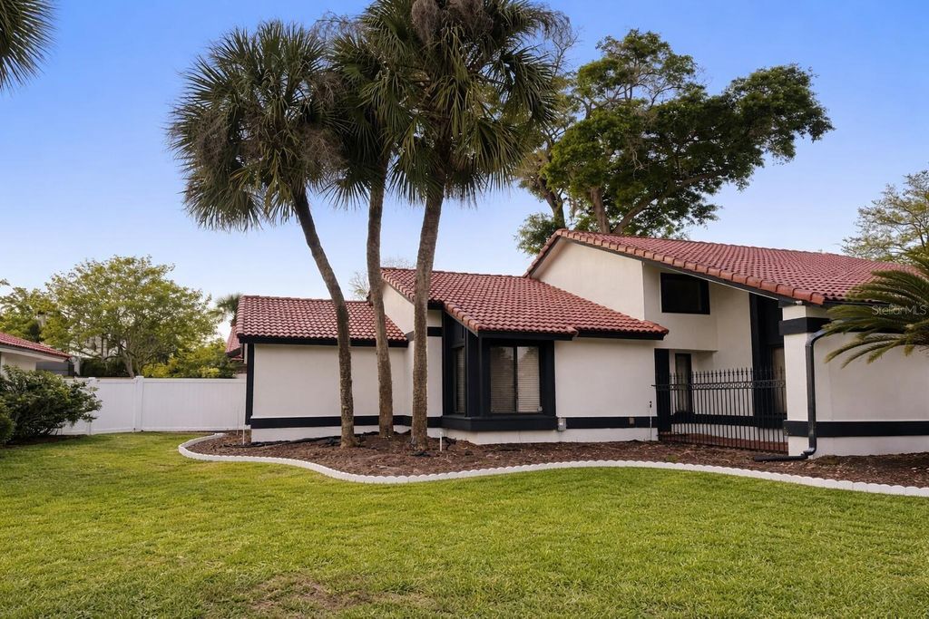 Photo of 249 Waterford Court, Altamonte Springs, FL 32714 (MLS # O6407076)
