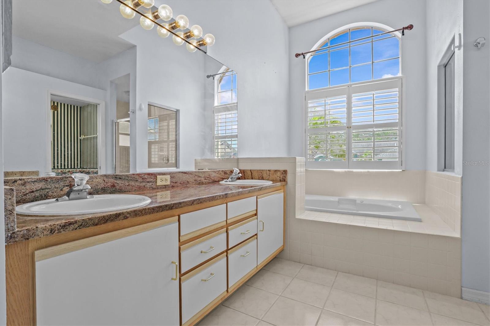 FOREST RIDGE PH ONE - Residential