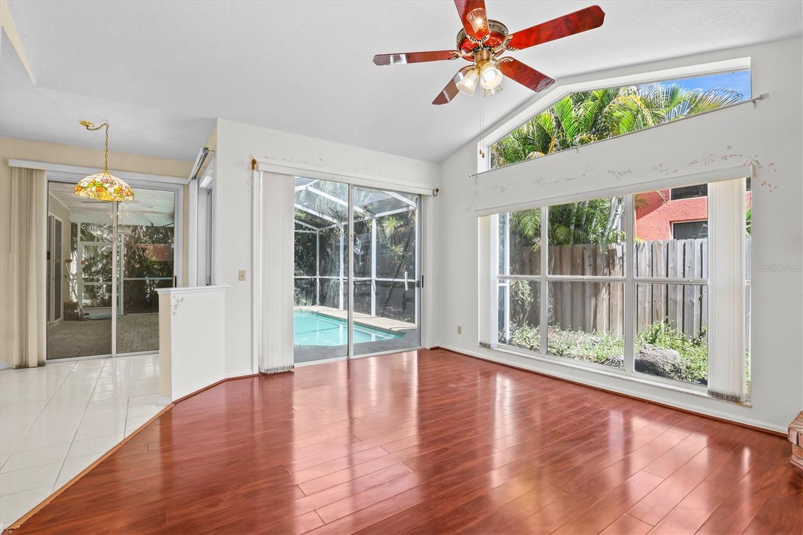 FOREST RIDGE PH ONE - Residential