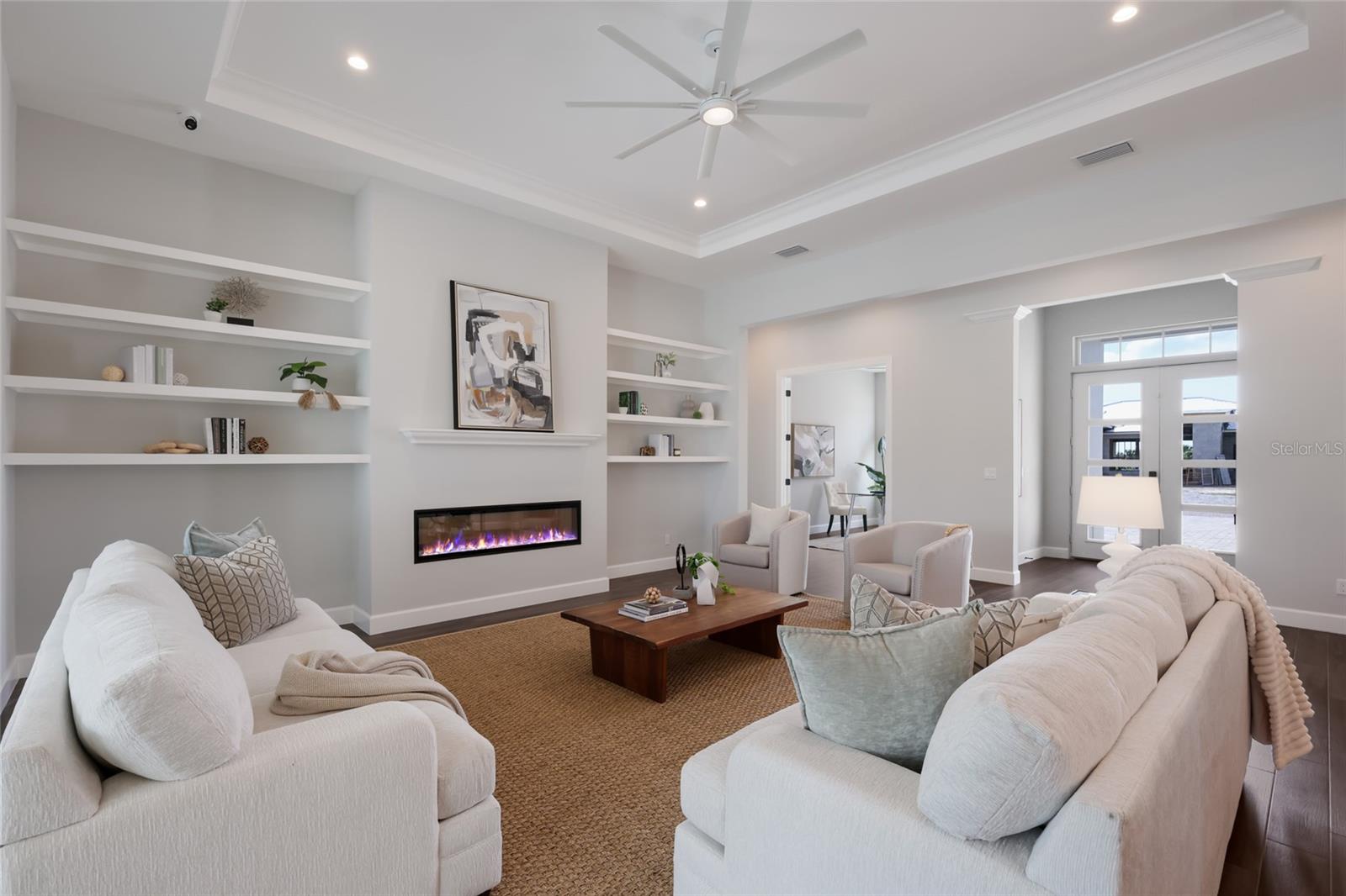 THE ISLANDS ON THE MANATEE RIVER - Residential